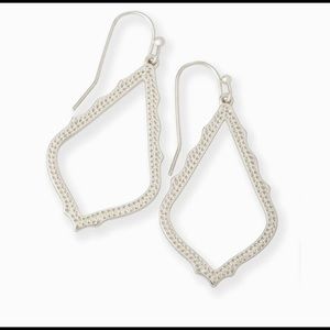 Kendra Scott Sophia drop earrings